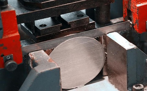 长春影响双金属带锯条使用寿命的主要因素有哪些？